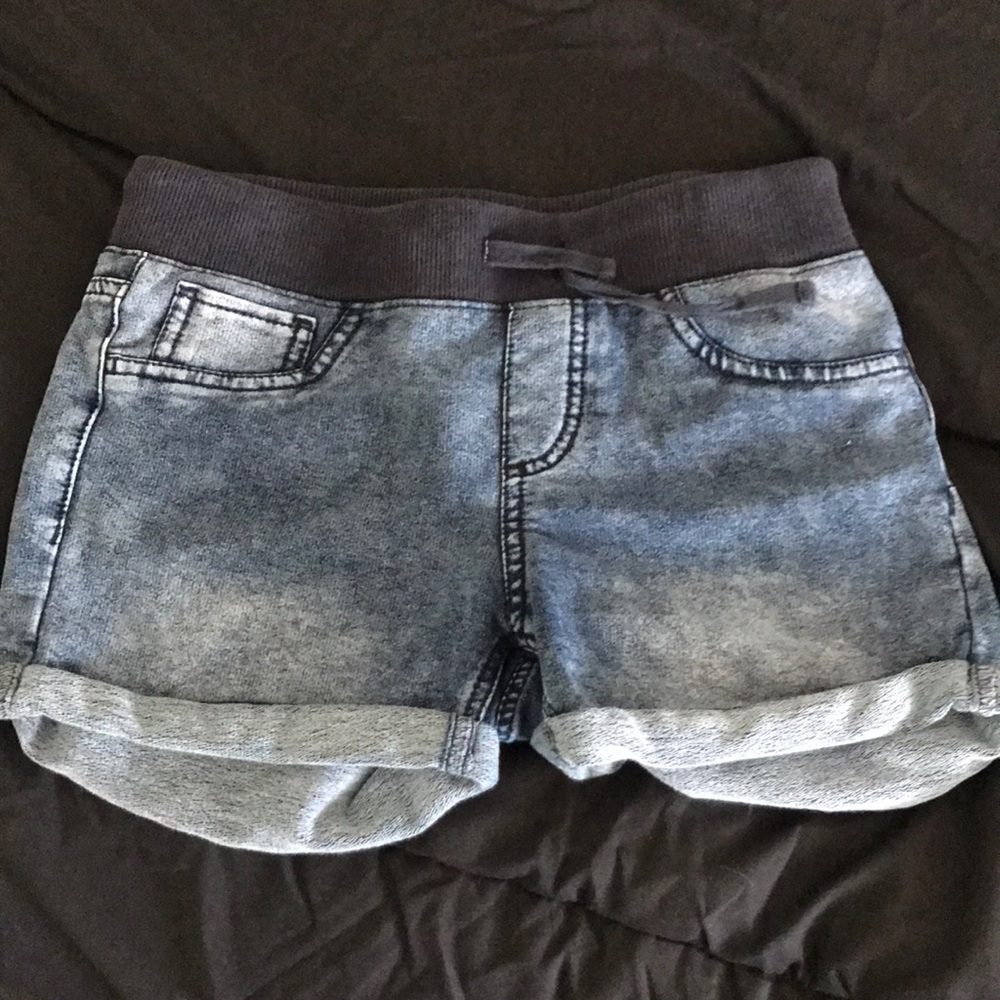 Jean short shorts